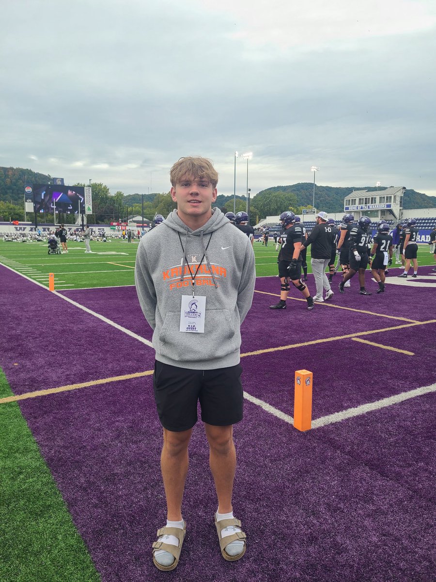 ryancarrel_'s tweet photo. Thank you @WinonaState_FB for the game day visit, it was an awesome experience! Thank you @WSU_CoachMiller for taking the time to talk to me before the game!! https://t.co/FKipSbguXB