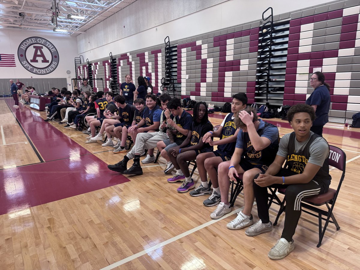 LexUnified's tweet photo. Bigger bench, bigger cheers, bigger impact this year! 🏀💙💛 LHS Unified Basketball opened its roster this fall to every athlete who wanted to play, and Tuesday's opener at Arlington was a win for everyone! Join us at their first home game Mon 9/28, 4pm vs Melrose, LHS Gym! https://t.co/RZy3CAxhVx