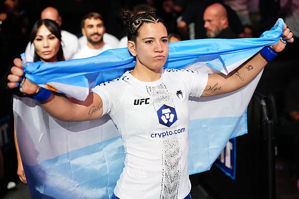 ClubDeLasMMA's tweet photo. Gana por decisión unanime 29-28 Ailín Pérez carajo!!!!!!!

🇦🇷🇦🇷🇦🇷🇦🇷🇦🇷🇦🇷🇦🇷🇦🇷🇦🇷🇦🇷🇦🇷

#UFCVegas121 https://t.co/BiUxxlO4CL