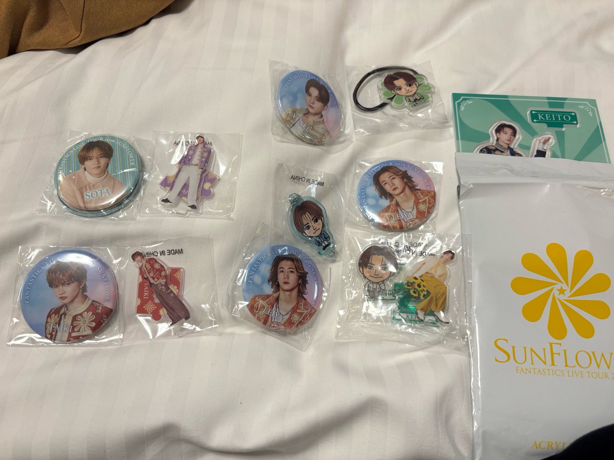 ayy_noo's tweet photo. FANTASTICS カプセル 会場ガチャ ファンタ 交換 アクリルスタンド ヘアゴム 缶バッジ

譲)下記写真 
     木村慧人 八木勇征 中島颯太 佐藤大樹 
     瀬口黎弥

求)堀夏喜 アクスタ
     澤本夏輝 ミニアクスタ
     買取 

当方未所持物は異種交換可能
SF代々木(27日)交換のみ https://t.co/Re1qvtMnU1
