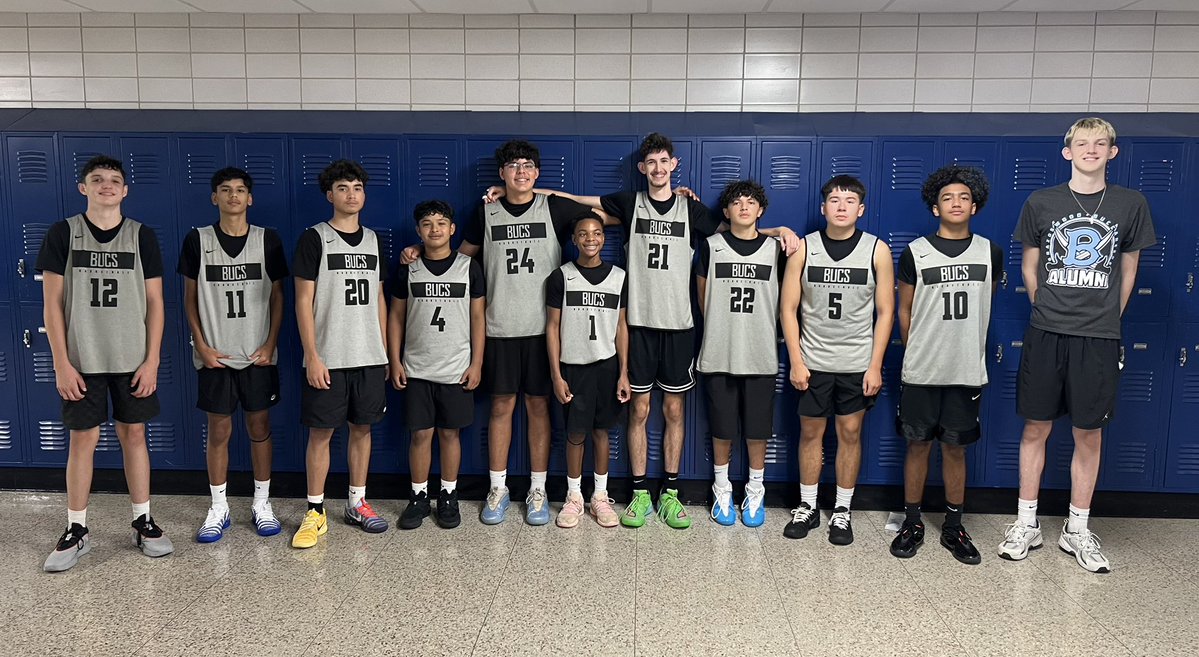 BWood_Hoops's tweet photo. The JV Hoopers got some live reps this afternoon at the Baytown Sterling “Blue House” JV Shootout‼️
Thank you to BWood Buc Basketball Alumni @WhiddonTrent08 for coaching the boys. Improvement was accomplished from Game 1 to Game 3 ending with a dub.
#BucPRiDE 🏴☠️
#WhereYaFrom https://t.co/4ciPFCekkf