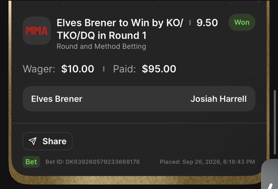 mayaonthemoon17's tweet photo. UFC Saturday nights is for printing money 💰 https://t.co/Tqt2Wly46E