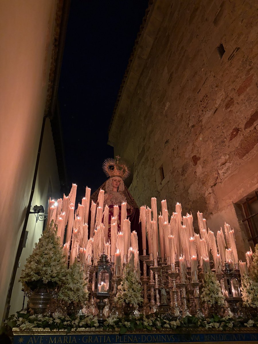 guille_briizz's tweet photo. Amarguras, Beigbeder y una estrechez en Salamanca

Alguien da más? https://t.co/ihP8oz4BCS
