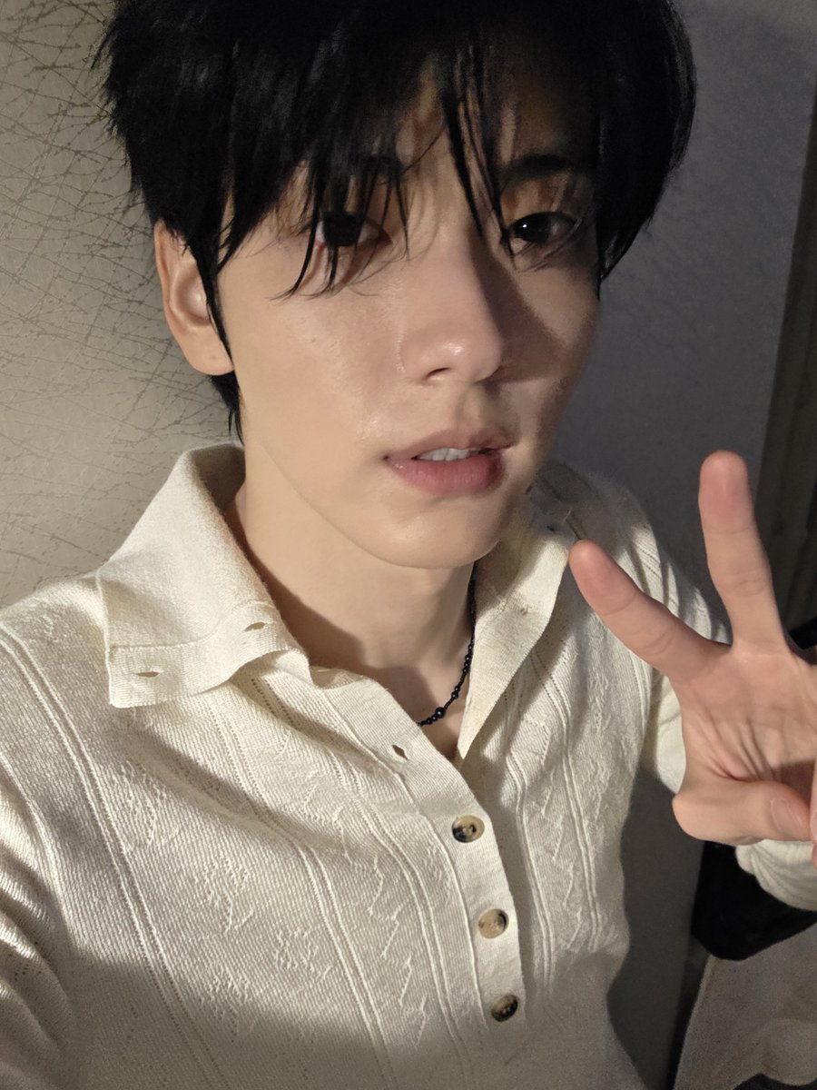 translatingTXT's tweet photo. [260927] weverse dm 🐰💬 https://t.co/hskM8UA7b6