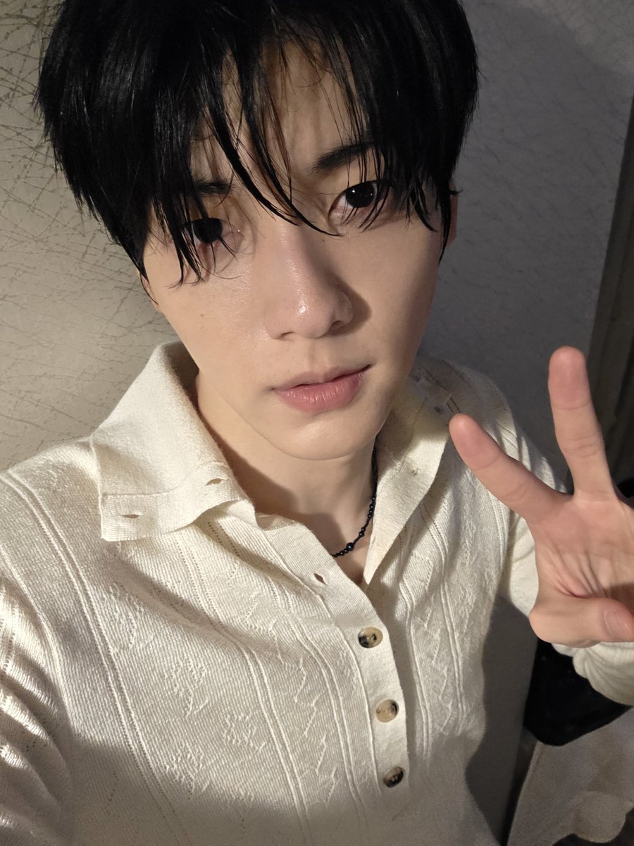 TXTintl_twt's tweet photo. #SOOBIN Weverse DM 🐰

#수빈 #TXT
#TOMORROW_X_TOGETHER https://t.co/F3Y952Sn77
