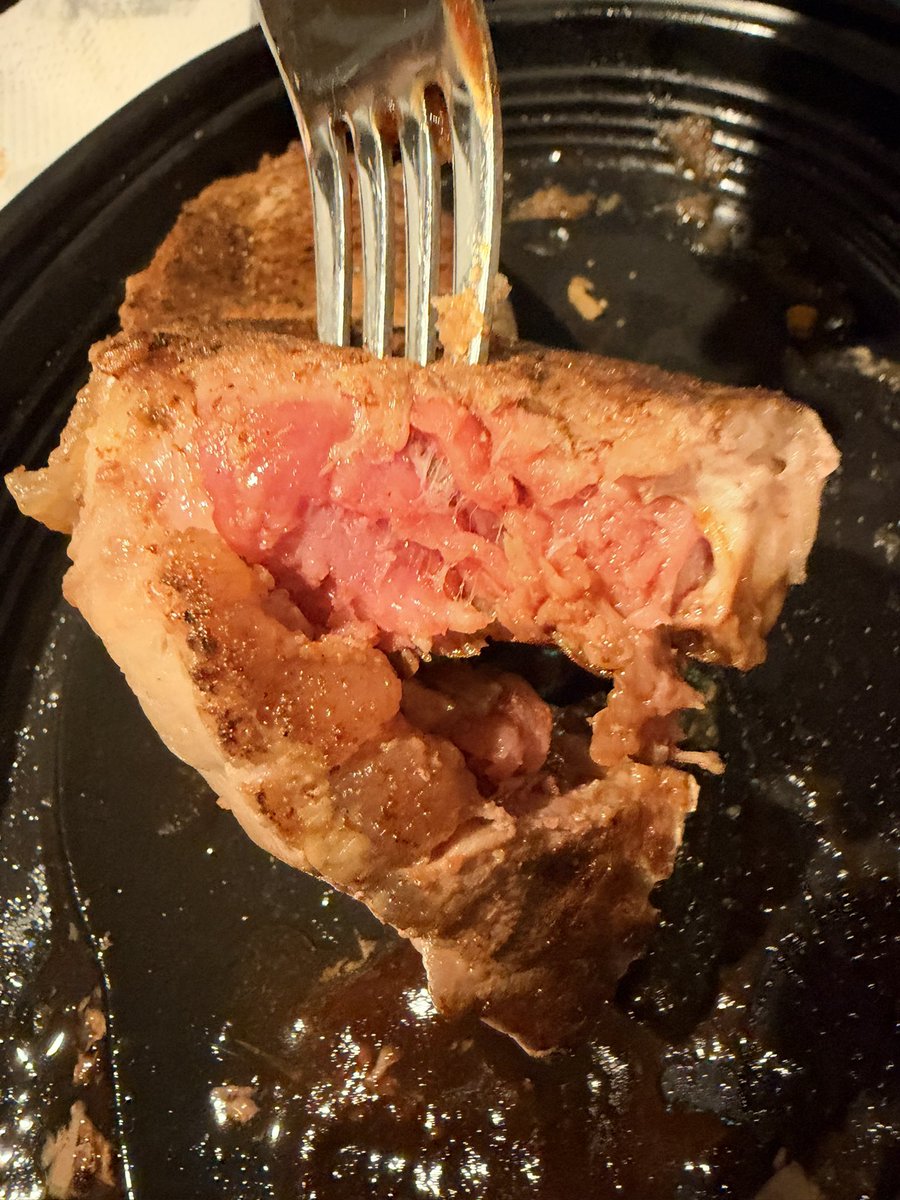 mlarkin1's tweet photo. @CrackerBarrel Just because it’s pancake day , it doesn’t mean that you can cook raw food for everything else . Do better ! https://t.co/Y8ablNV59k