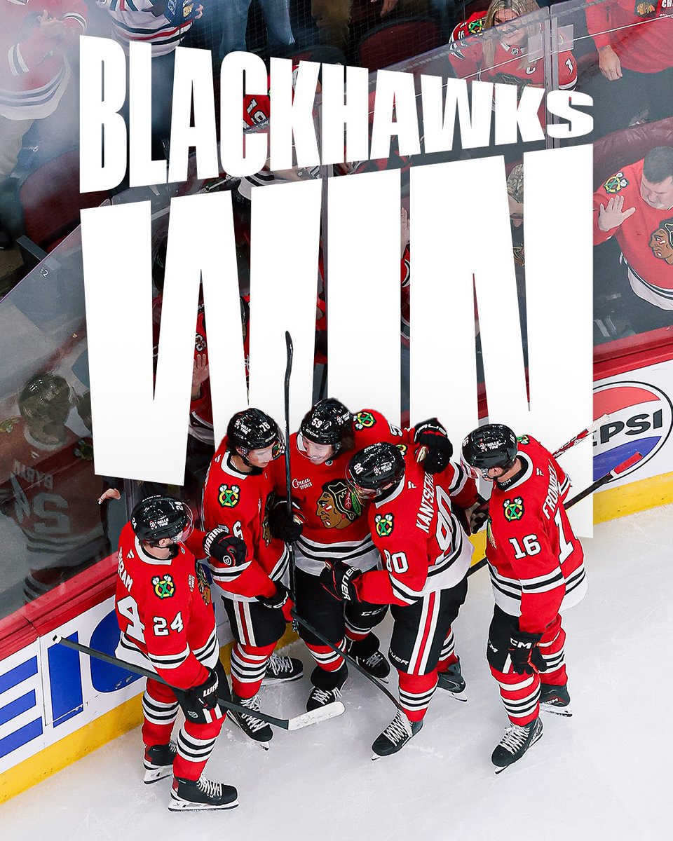 NHLBlackhawks's tweet photo. currently listening to: Chelsea Dagger 🎶 https://t.co/Z7DrhDHvxM