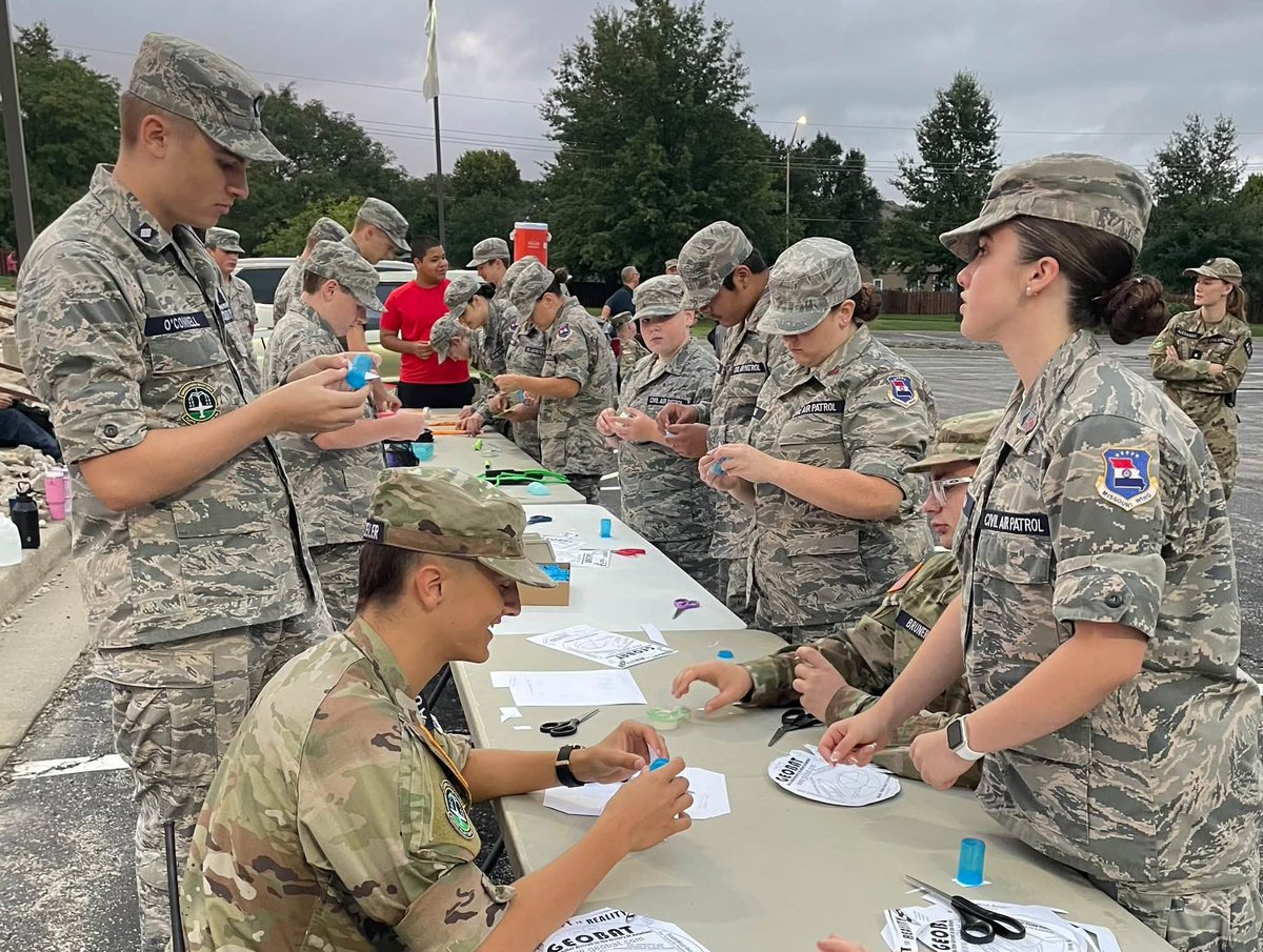 mocapnews's tweet photo. Cadets from Missouri Wing's Platte Valley Composite Squadron enjoyed a mild September evening with a trio of activities. #civilairpatrol #CAPcadet

Article and photos: https://t.co/wvS8j0WvYx https://t.co/tcWBG8bSmB