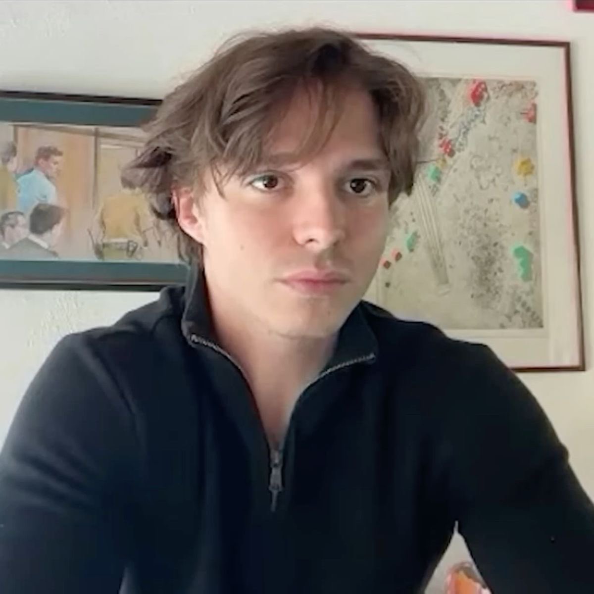 SANTOMALIGNO's tweet photo. ⠀ 
——— 𝓔stoy comenzando a hartarme de ser quien se calla, quien no comprende, quien está mal, y para colmo quien no puede estar enojado. Todo bien con que hay momentos que si, efectivamente me pierdo cosas o acciono erróneamente, pero tampoco para tratarme como una molestia.
⠀ https://t.co/TYR1H4upgl