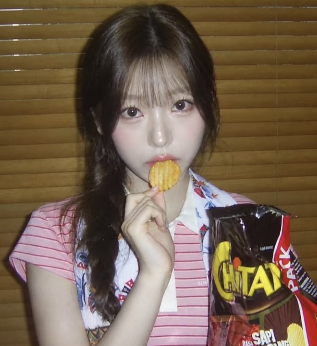 sxax1n's tweet photo. 스텔라님 앞머리 제발 저요 https://t.co/NmxwaRlKJv