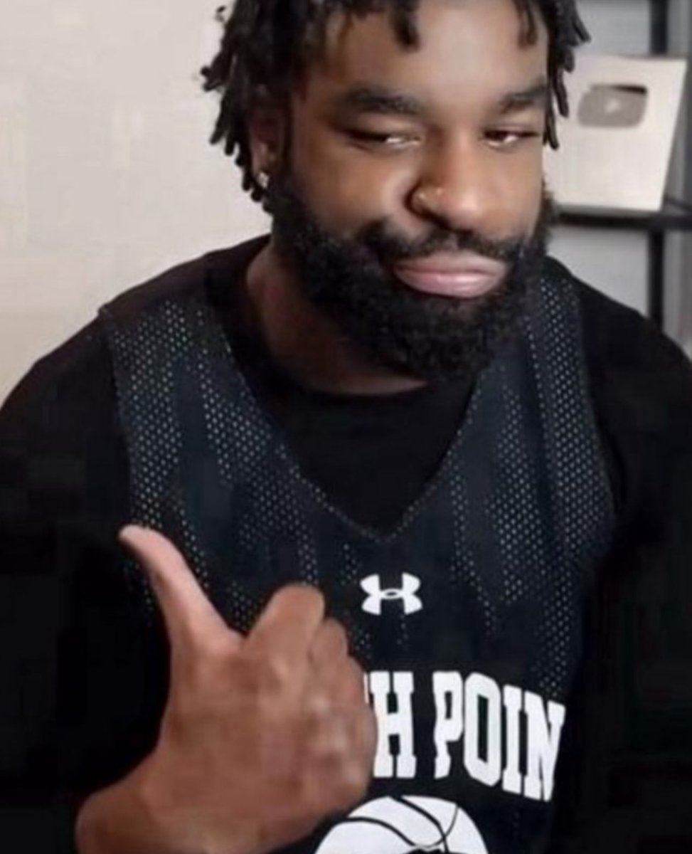 bradleyfromhtx's tweet photo. @HuntleyMuse @eligap4 @still_slappin Pulling the age card with a Tyler Huntley muse fan account, get a life weirdo https://t.co/8Z5ciBE7aU
