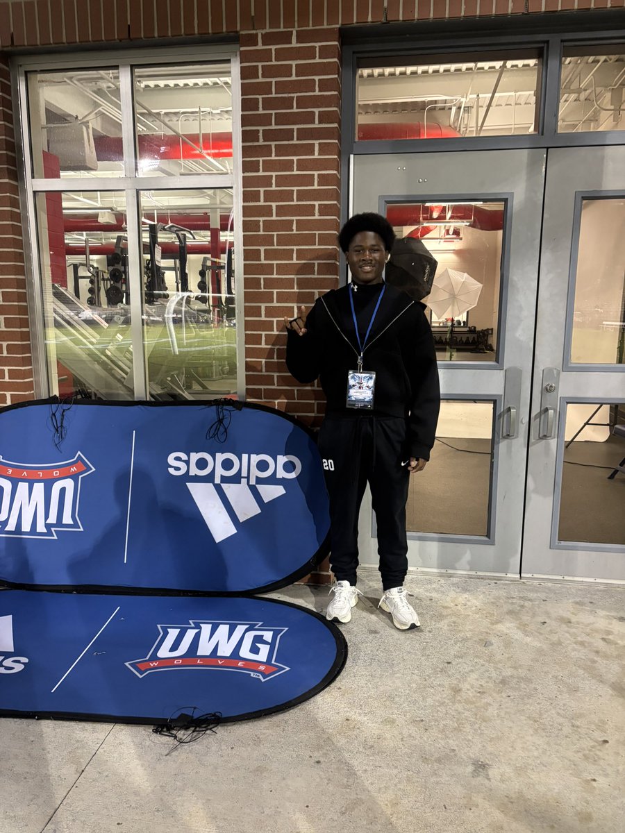 shanemclendon_'s tweet photo. Great evening in University stadium @UWGFootball Thank you @CoachLSmitty for the invitation had a great conversation with @CoachWilson_22 hope to be back soon! @UWGAthletics https://t.co/T6knMCYrzh