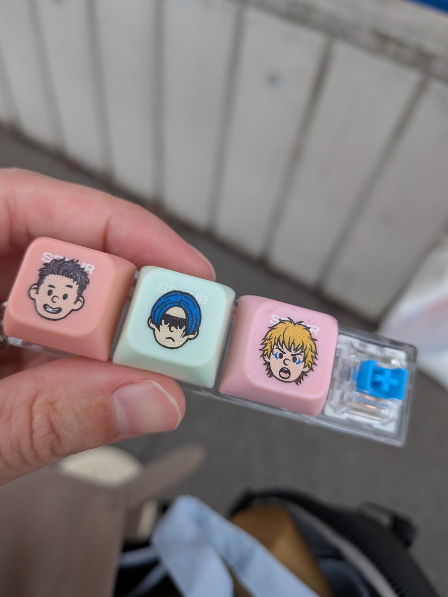 ak711pika's tweet photo. YOSUKE見つけた😭あとはUZ
インフォメーションには落とし物届いてなかったから一旦自力で探しながら園内回る😇いやー反省 https://t.co/ZfInHUC88f