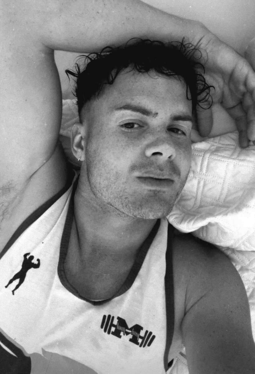 sanfcosex40's tweet photo. #brunogiletta beboteando ❤️🔥 https://t.co/MoP3MK6ifN