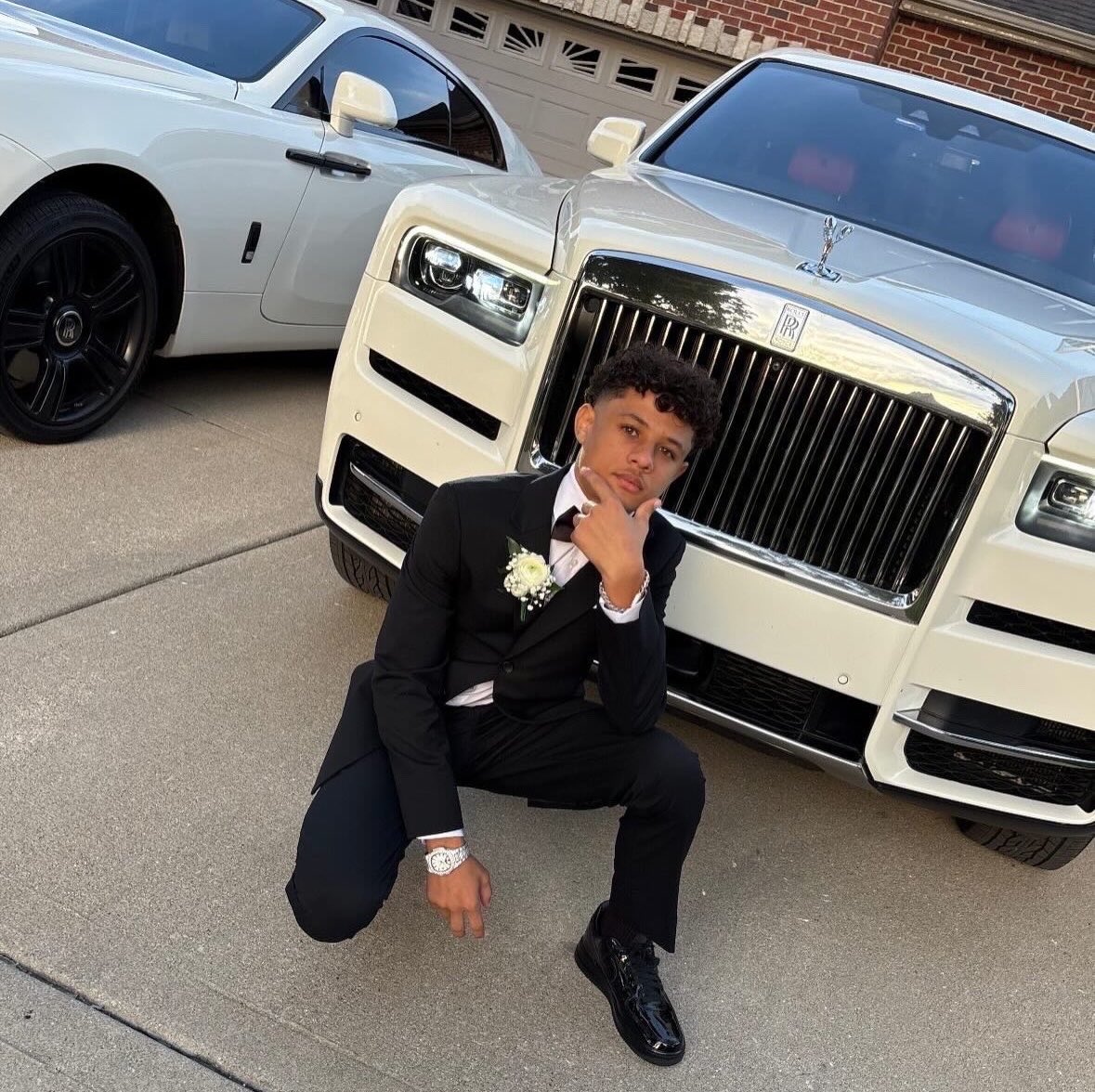 wavecheckers's tweet photo. Lil Durk’s son pulled up fresh to Homecoming in that Rolls🔥 https://t.co/EeWNOo0fop