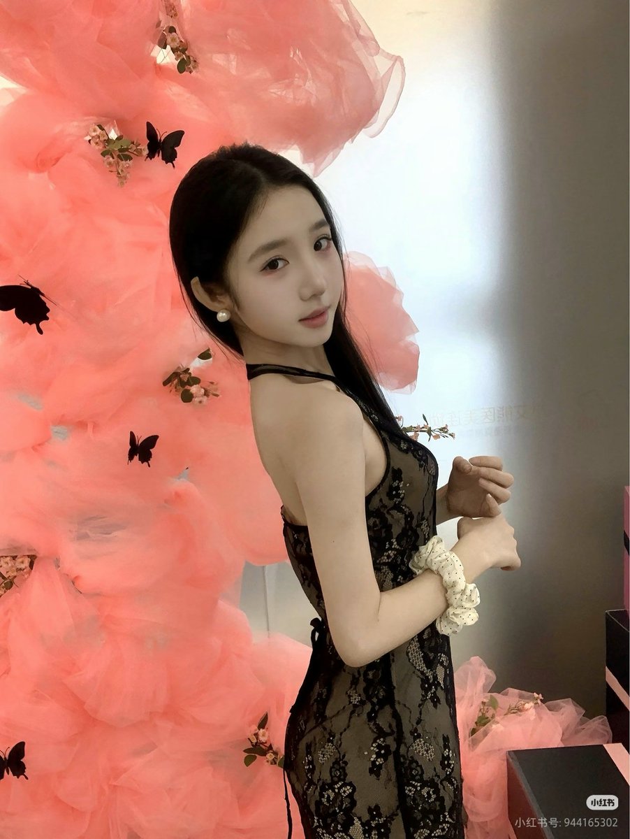 xiaolin62993817's tweet photo. 直接私我不好吗 #射屏 #鸡吧 #女大 https://t.co/6QAYO7Aj9n