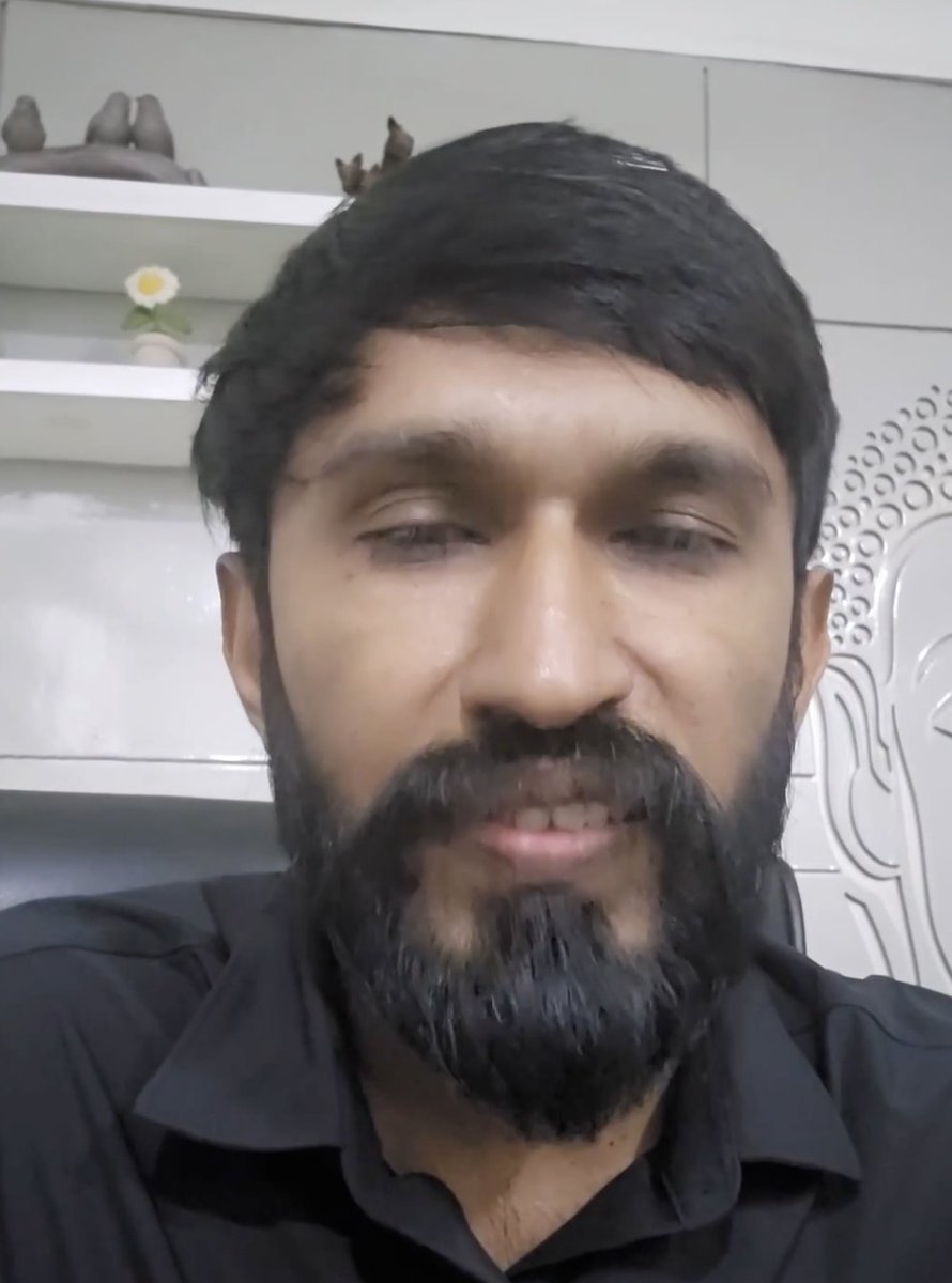UnBotheredSoul9's tweet photo. @TweetShivangiii 🤣🤣🤣 https://t.co/UhTeUOuudD