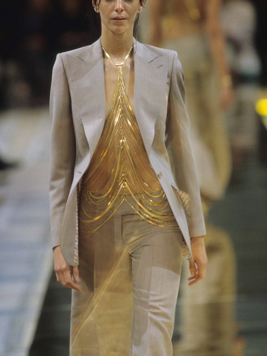 _ArchiveFashion's tweet photo. Chloe S/S 2000 rtw by Stella McCartney https://t.co/6nbAQ5kAk4
