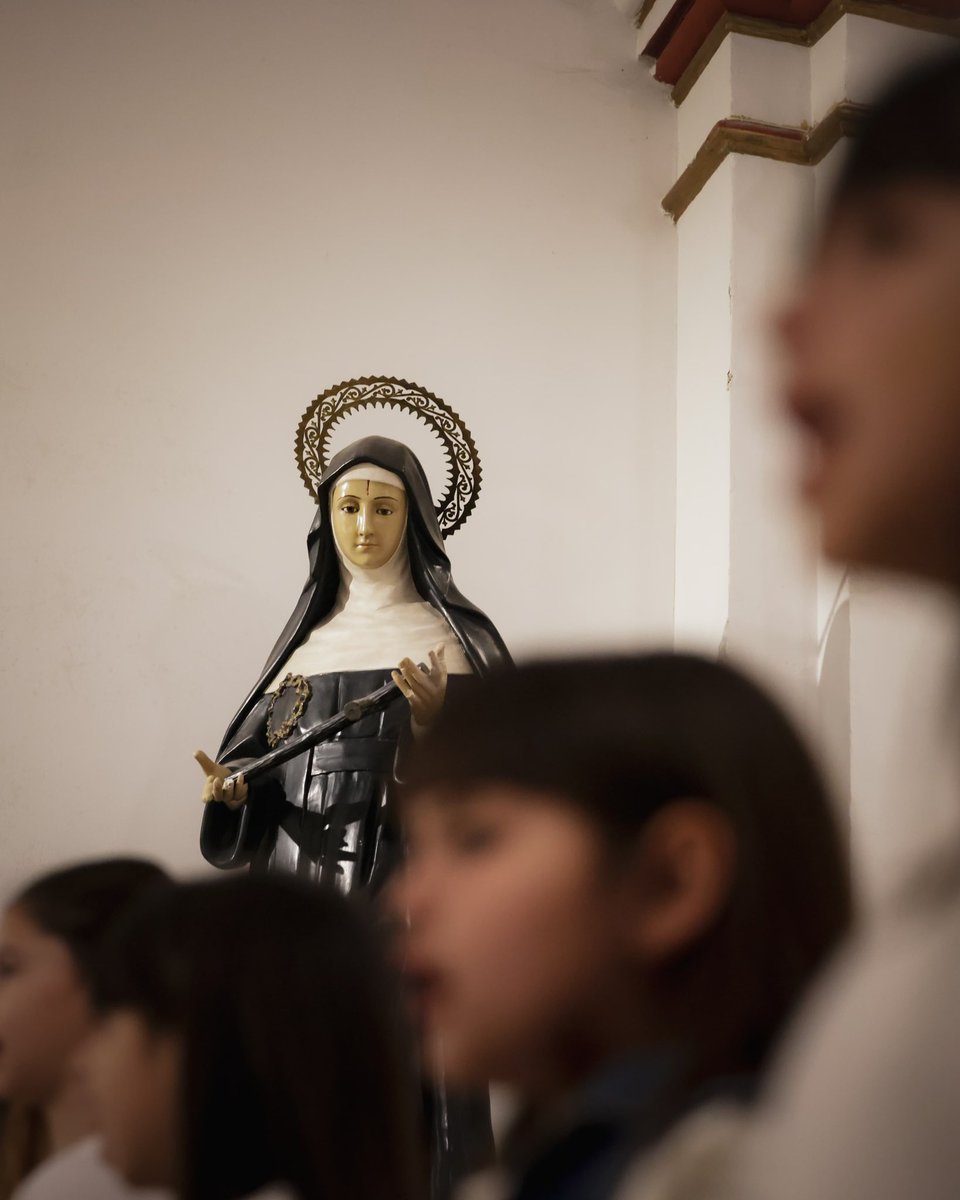 ferraitelli's tweet photo. Detrás de este viaje hay años de trabajo, ensayos y compromiso, junto a Maxi Mancuso y cada uno de sus integrantes.

También queremos felicitar a los chicos y chicas del coro infantil y de adolescentes por sus primeras presentaciones y por empezar a ser parte de esta historia. https://t.co/0epanfOK7l