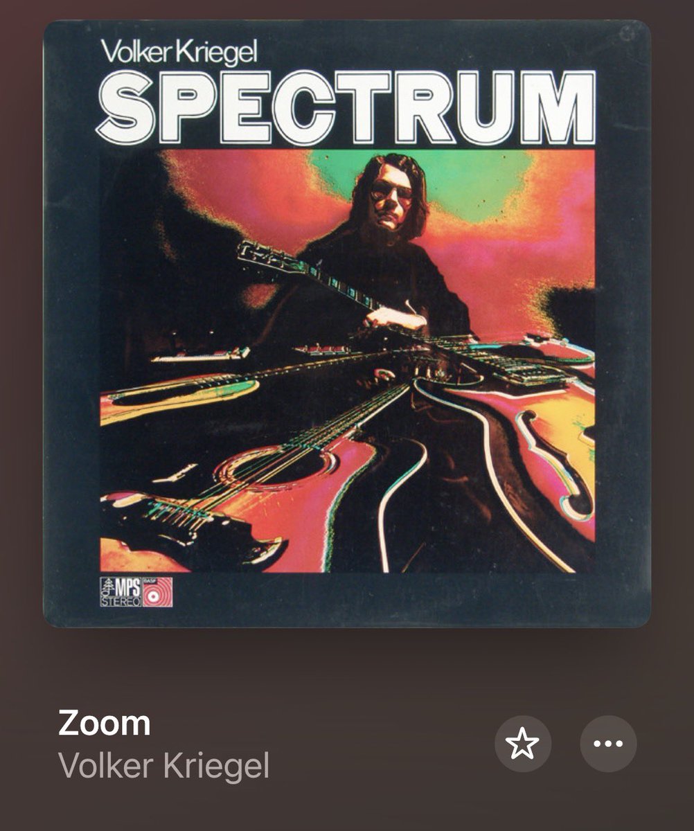 tapes20187445's tweet photo. 散歩しながらヘッドホンで。
Listen to #Zoom by #VolkerKriegel and #Iiko by #Niplets while took a walk around town. https://t.co/hhNUzpPFU0