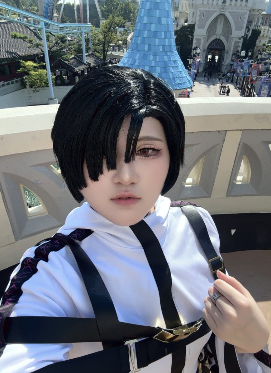 aks_cos2's tweet photo. 더워요살ㄹ https://t.co/JidDvrz451