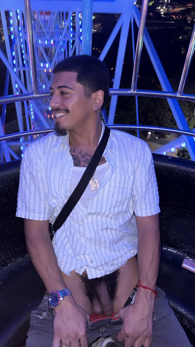 nvstyalex's tweet photo. suck it on the 🎡 https://t.co/9ra12VAnqt