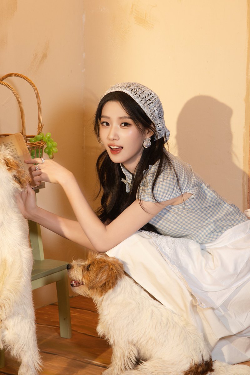 for0927x's tweet photo. 260927 Lu Yuxiao Studio Weibo update

Lu Yuxiao Studio shared new birthday photoshoot in latest post comments.

#LuYuxiao #卢昱晓
#卢昱晓廿七承昱晓赴云程 🎂 
#卢昱晓0927生日快乐 🎉 https://t.co/IOGvOfjRYW