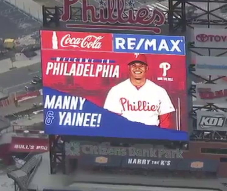 RealShelfy's tweet photo. 1 man is fighting for Phillies baseball https://t.co/qJJxq07iZC