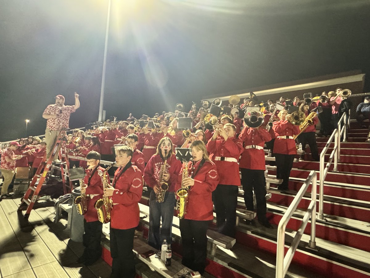 BCHS_Mr_J's tweet photo. The BoCo Band fam was in full force last night!
 
Congratulations to our seniors and their families!

It is always great to have our alumni back home!

Specail thank you to our band parents and friends that make sure we are ready to perform! https://t.co/asOrAsmaJu
