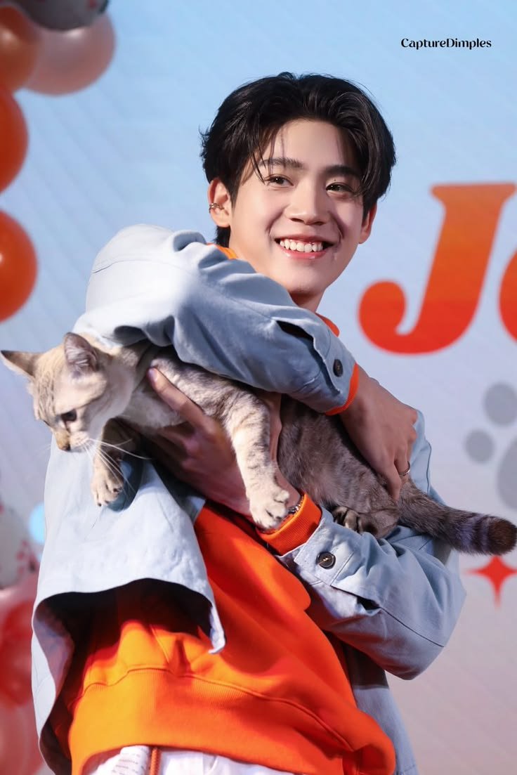 jaepariz's tweet photo. i got orange ! 🧡

reply and i'll give you a color to assign with your favs ♡ https://t.co/29hnhzBJIk