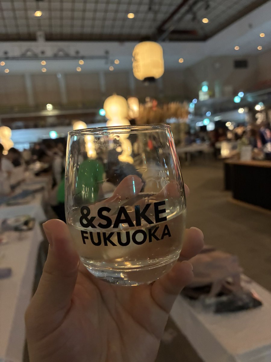 soeji0516's tweet photo. えへへ、朝からお酒飲んじゃった☺️ https://t.co/2e9PDTu3xM