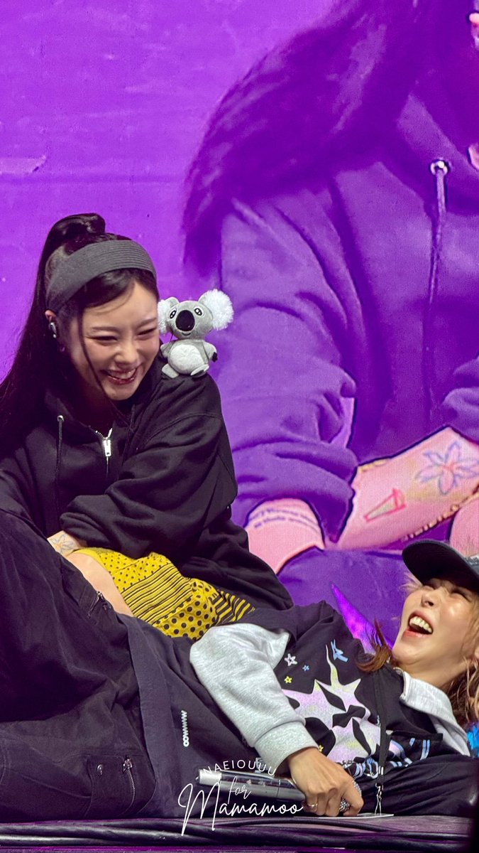 naeiouuu's tweet photo. thank you for the incredible week, my loves 🥺❤️

#kangaroopunch #MAMAMOO #MAMAMOO4WARD #MAMAMOO_4WARD_SYDNEY https://t.co/ZXOeaL0Q0R