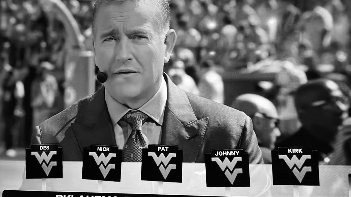 The_Noah_Sharp's tweet photo. WHERE ARE YOU AT NOW @CollegeGameDay! https://t.co/bOIKwcnsAY
