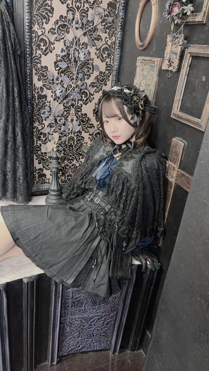 yukimiOUAT's tweet photo. まだまだ予約申込待っておりますよ🎶
ちなみにこの写真二枚とも私のロック画面になっております。
ええ、もちろん。

可愛い写真撮れますよ💕 https://t.co/1pEICtQYsm