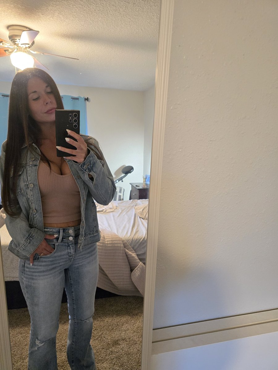 LexxxMess's tweet photo. #milf 
Sessions•videocalls•premade•customs https://t.co/rJYgJXoMNs