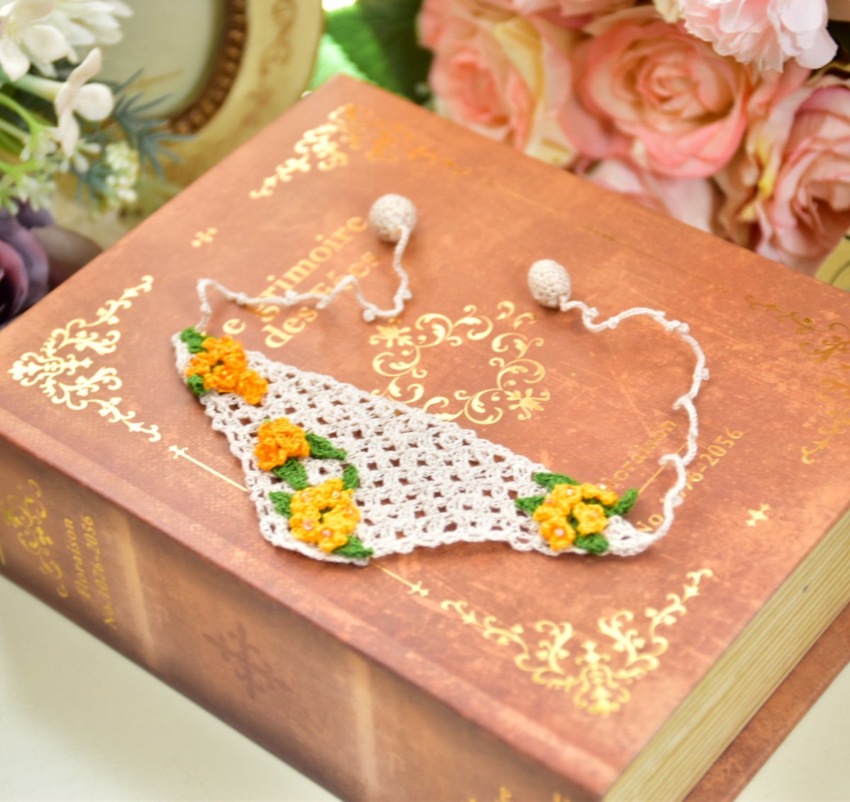 arcadian0307jp's tweet photo. 季節のお花、金木犀のバブーシュカをminneショップに登録しました！
刺繍糸で編んだ手編みの一点ものです。

4～4.5インチヘッド推奨サイズです。
単品ではクーポン対象外の金額ですので、ご注意下さい。

こちらも本日21時から、販売開始します。 https://t.co/7fY5lJpW69