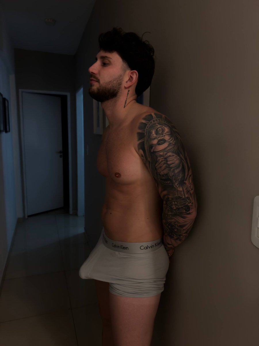 thedomjack's tweet photo. Too tempting to ignore. https://t.co/BLzQt12Ts1