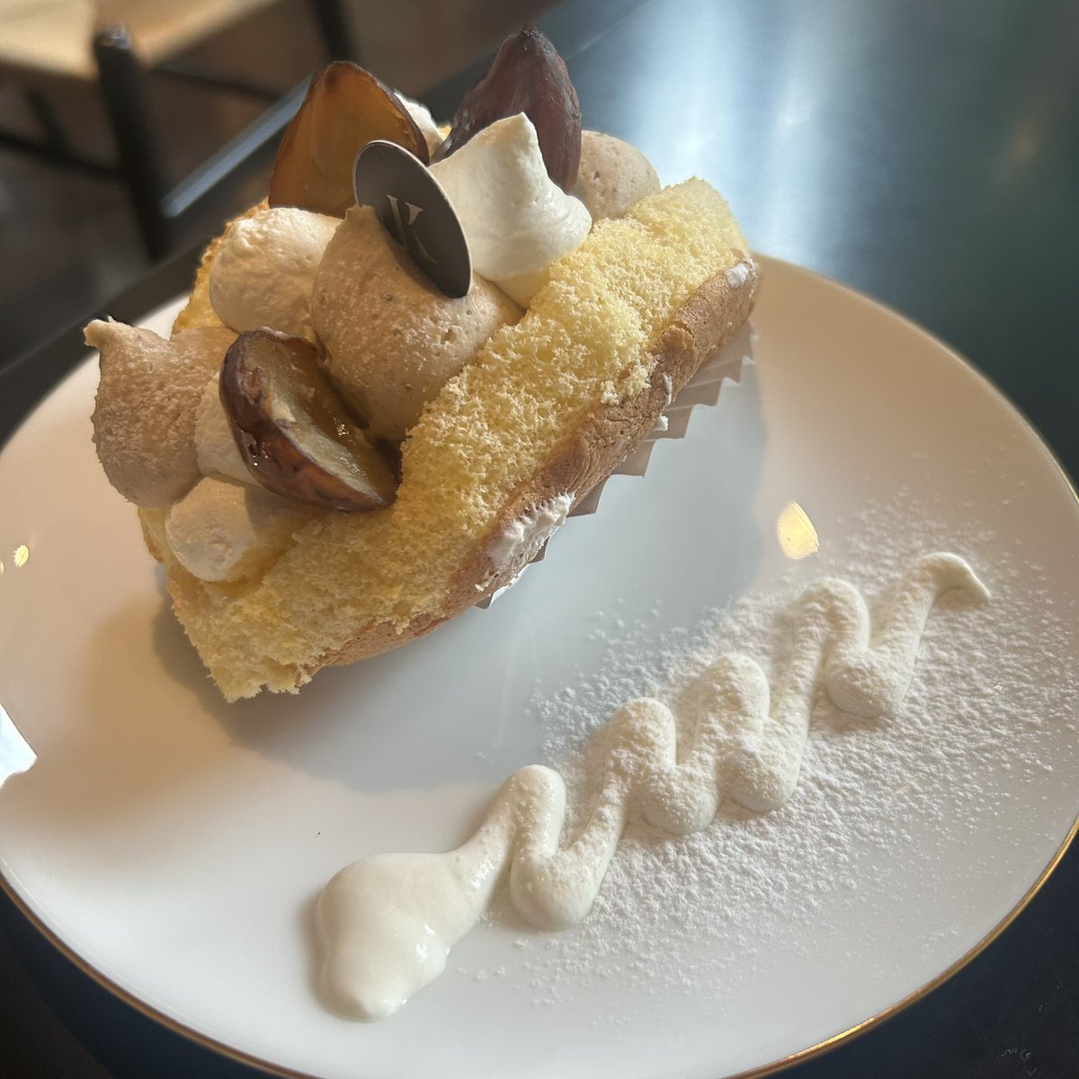 matarumataru's tweet photo. きのとや白石本店
誕生日LINEクーポンで
ケーキセットが７００円
※去年までは500円

マロンオムケーキある！😆
って事即決
クーポンは２名までOK
もう一個頼もうとしたら一人なのでダメ
大通店はOKなのに店舗によって違う？
まぁ良いけど😇

マロンオム美味しい🥰
ご馳走さまでしたん https://t.co/rUN2mKyuDz