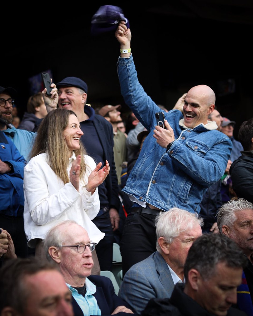 LukeMason38's tweet photo. It begins.

Rush hour: Half time in the Southern Stand.

Treacy’s first miss.

The moment Wharfie Time was declared. https://t.co/SV8oRlhQgk