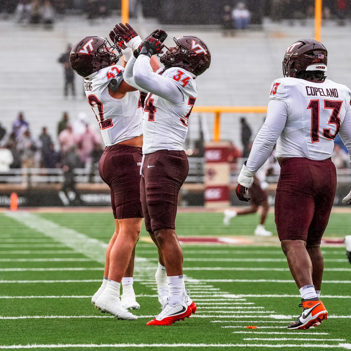 hokiesports's tweet photo. Good night, Hokie Nation!

Take pride in where we're going. It's just the beginning 🦃📈 https://t.co/kLoS06yXM8