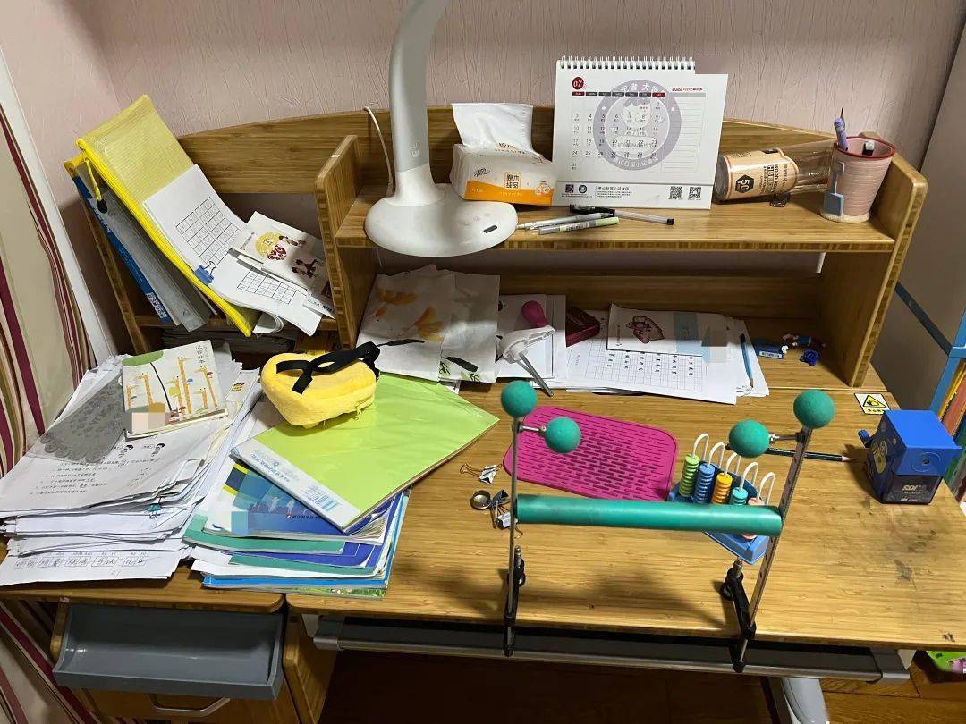 yuna03613395's tweet photo. [My hands are busy, leaving no time for myself today!]， https://t.co/bfp3vUEElK
