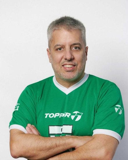 german_fc0's tweet photo. El dia de hoy este impresentable quiso pasar al entrenamiento del plantel a puertas cerradas y lo sacaron cagandoo!! Nadie lo quiere en el club!!! https://t.co/cfWIYCFD5a