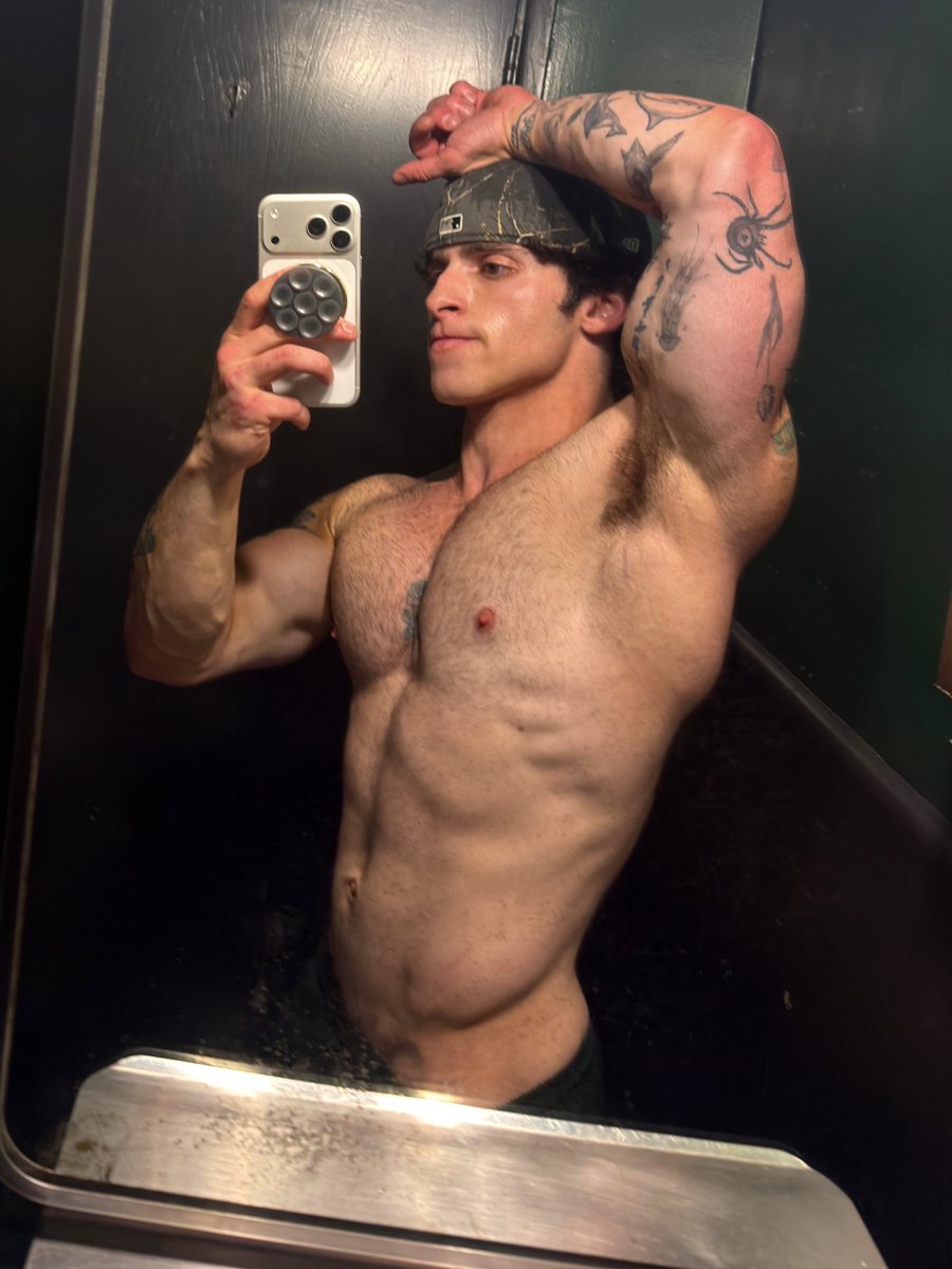 tytyxalt's tweet photo. sweet dreams 😴 #gay #men #hairy #onlyfans #gayporn #porn https://t.co/s6dIvnNFeh