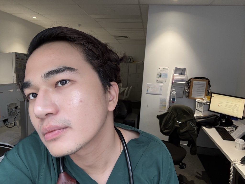 hmmico's tweet photo. Coast boy this weekend say hi https://t.co/yyHgB3sFCp