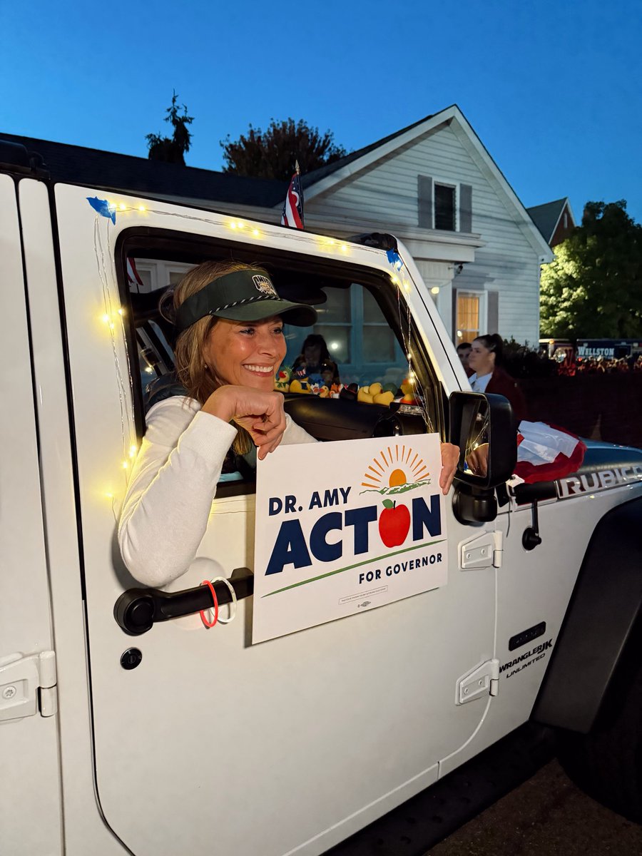 amyactonoh's tweet photo. Amazing time at the Jackson Apple Festival tonight! 🍎

Since 1937, this festival has brought people together to celebrate Jackson County’s heritage, traditions, and a community that makes this region so special. 

I’m always grateful for the chance to be back in Jackson County spending time with the people who call it home. Southern and Southeast Ohio deserve leaders who show up.