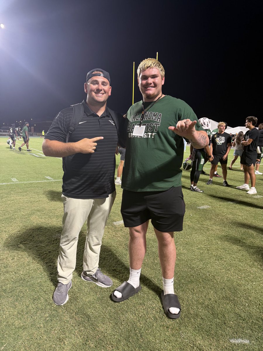 kade_don55's tweet photo. I had a great time at @OBU_Football got to see some good football and met the great coaches there! Thank you @Zach2Blevins and @LukeMcEndoo for inviting me out! https://t.co/FPwQVgfAEu
