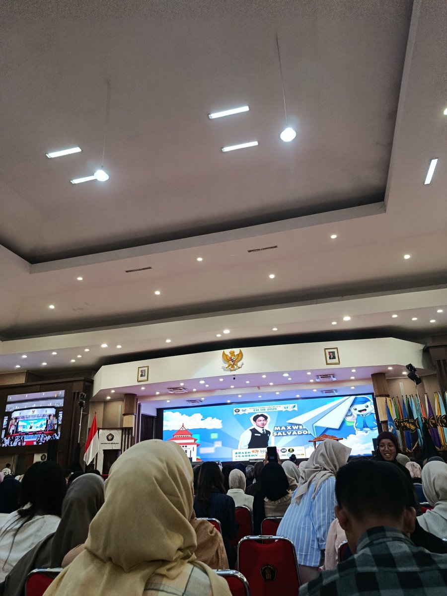REVAHANDAY17415's tweet photo. Mau di ceramahin buyutt dulu, kamu ntar dulu nyakk #imkevin 🤭 https://t.co/zjJsC25f7o