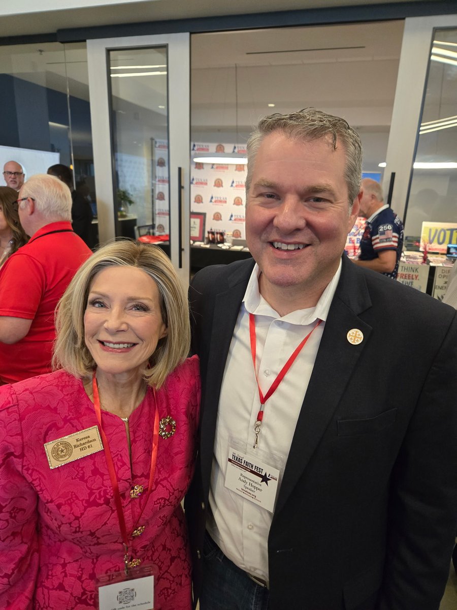 AndyHopperTX's tweet photo. Our team had a great time at the @txvalues Faith Fest in Austin today! Glad to have the opportunity to talk about Islamification along with @brentmoney and @KeresaForTexas.

Truly appreciate this organization and proud to stand with them in the fight to preserve Texas culture. https://t.co/xjykWEsViy