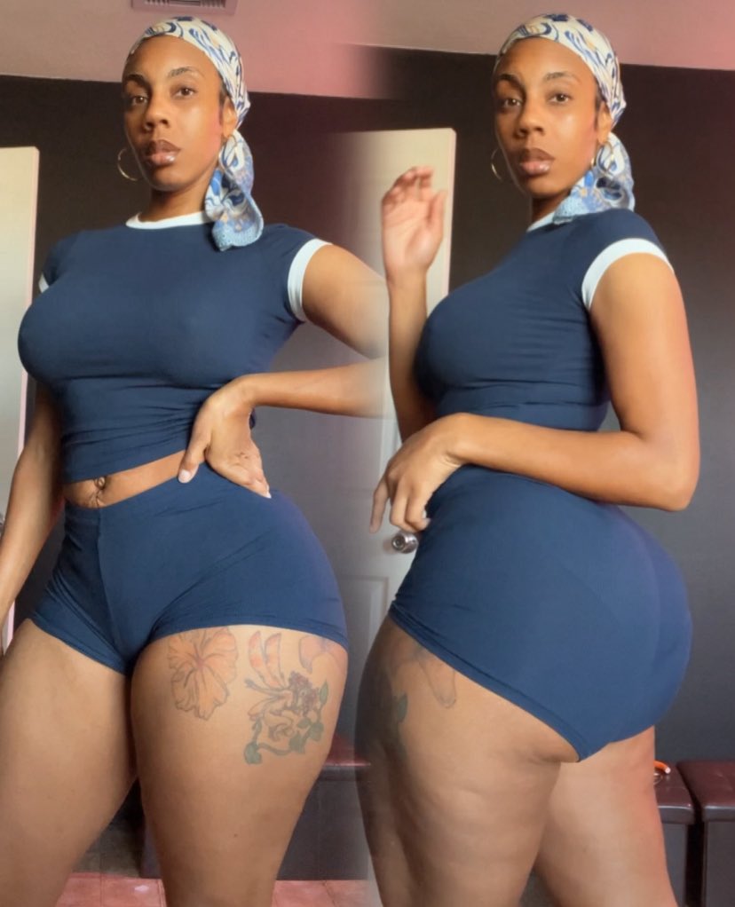 AngieB_t_v's tweet photo. Hope ya Saturday is treating you well 🥰 https://t.co/QGEKmyKB2z
