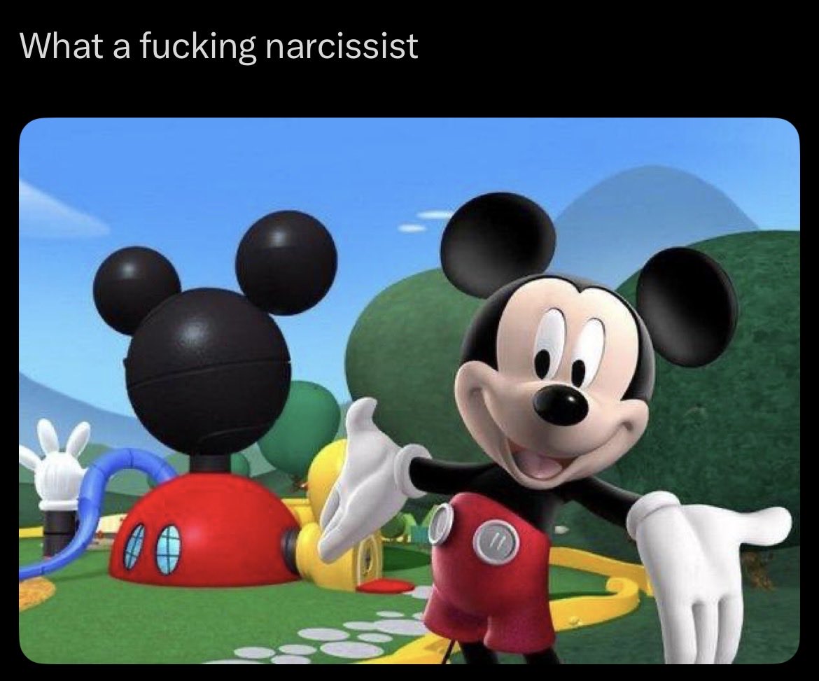 0zxxcx's tweet photo. laughing at my own reposts https://t.co/ue1dAtDOnx